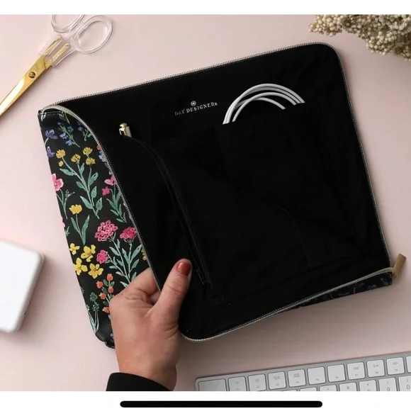 DAY DESIGNER Floral Zipper Pouch or Clutch - Picture 10 of 10